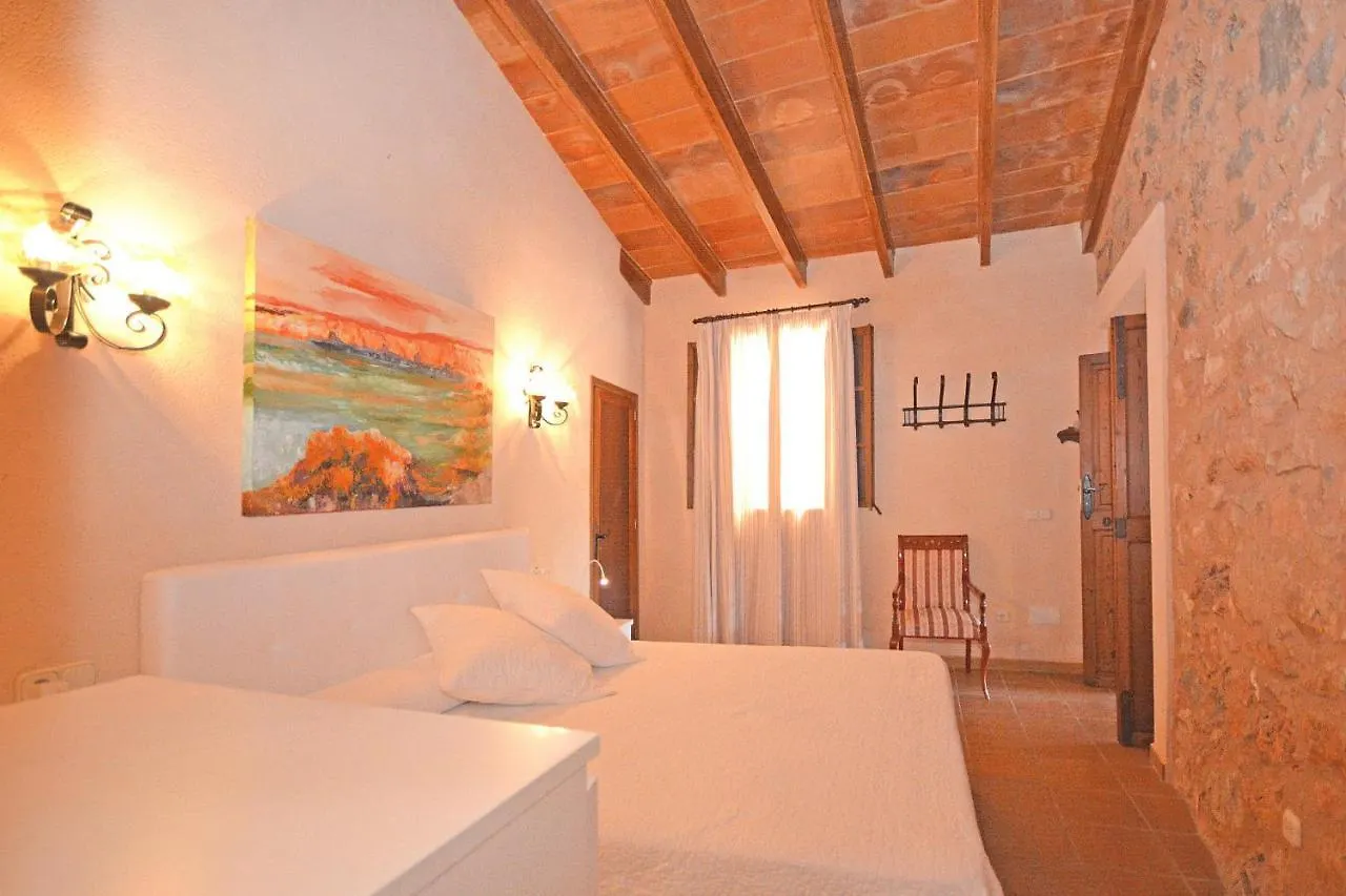Villa Alba Llubí 0*,  España